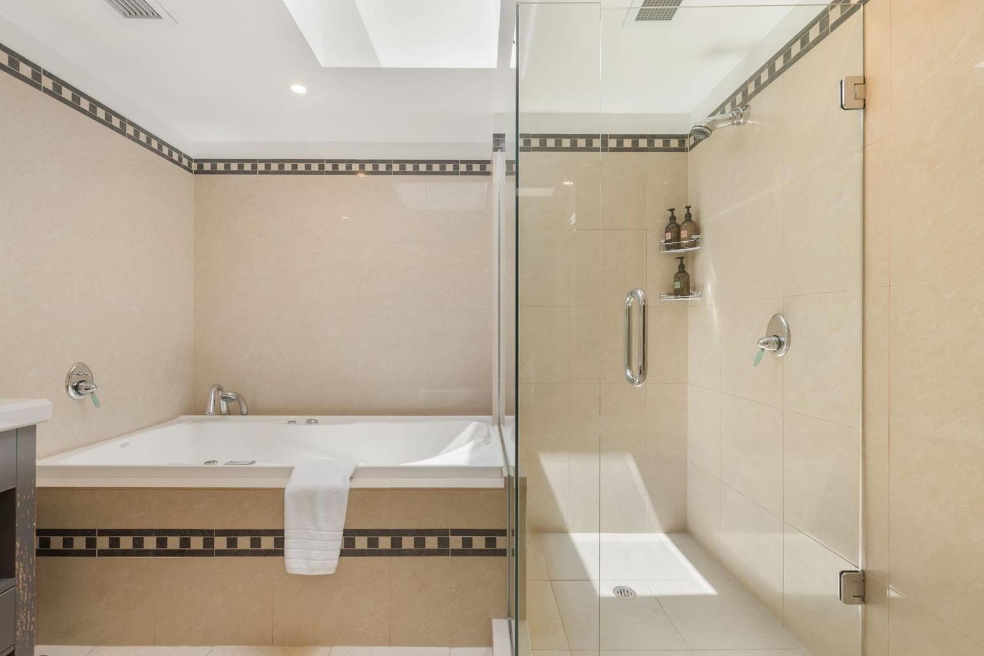 Chambers City Centre Penthouse Κουίνσταουν Εξωτερικό φωτογραφία