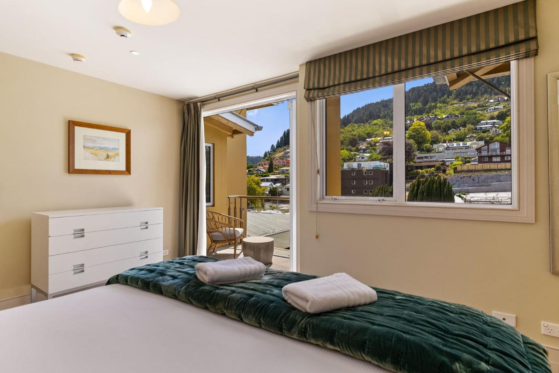 Chambers City Centre Penthouse Κουίνσταουν Εξωτερικό φωτογραφία